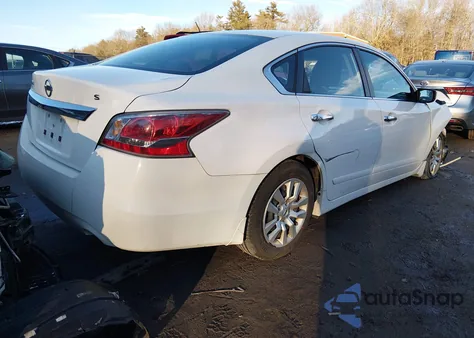 2015 Nissan Altima 2.5 S from USA, damaged, VIN 1N4AL3AP3FC426674